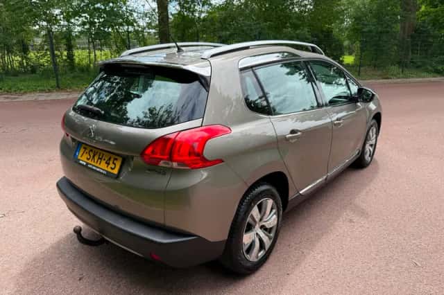 Peugeot 2008 (2013) thumbnail 5