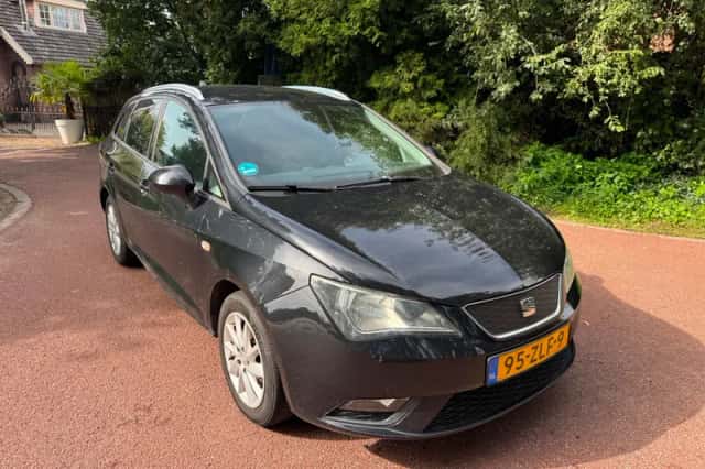 SEAT Ibiza (2012) thumbnail 3