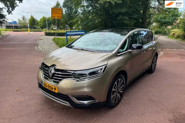 Renault Espace (2015) thumbnail 1