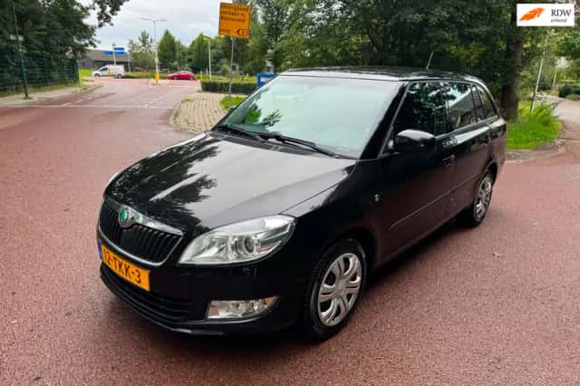 Škoda Fabia (2012) thumbnail 1