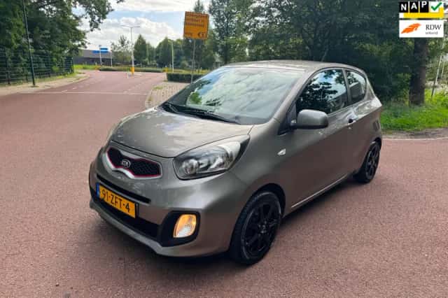 Kia Picanto (2012) thumbnail 1