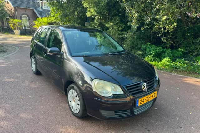 Volkswagen Polo (2007) thumbnail 3