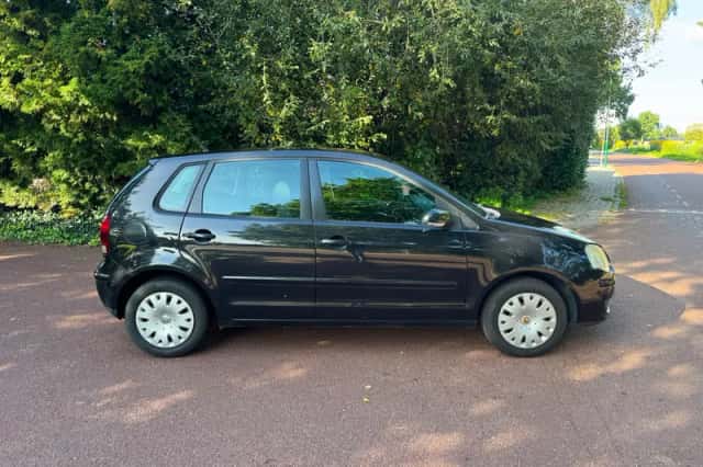 Volkswagen Polo (2007) thumbnail 4