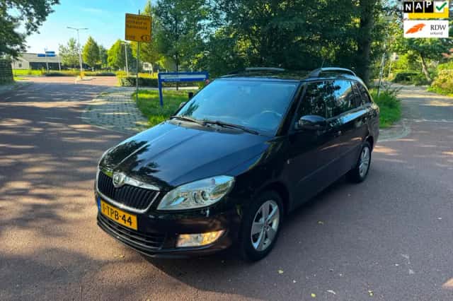 Škoda Fabia (2014) thumbnail 1