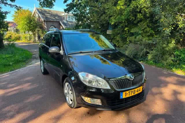 Škoda Fabia (2014) thumbnail 3