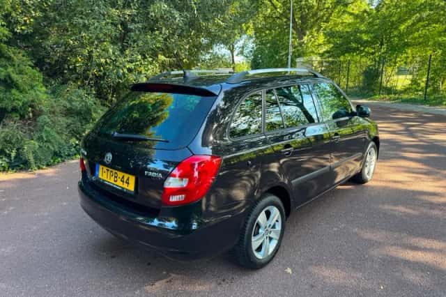 Škoda Fabia (2014) thumbnail 5