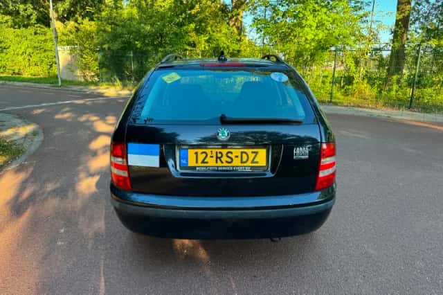Škoda Fabia (2005) thumbnail 6