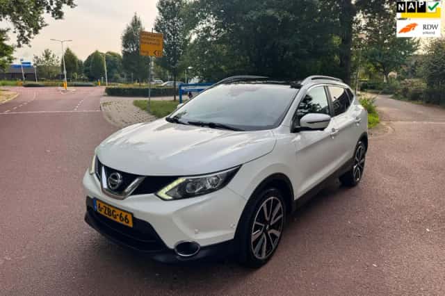 Nissan Qashqai (2014) thumbnail 1