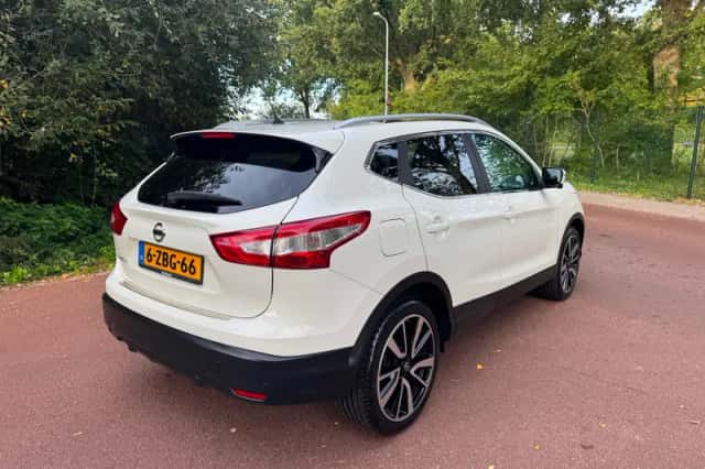 Nissan Qashqai (2014) thumbnail 5