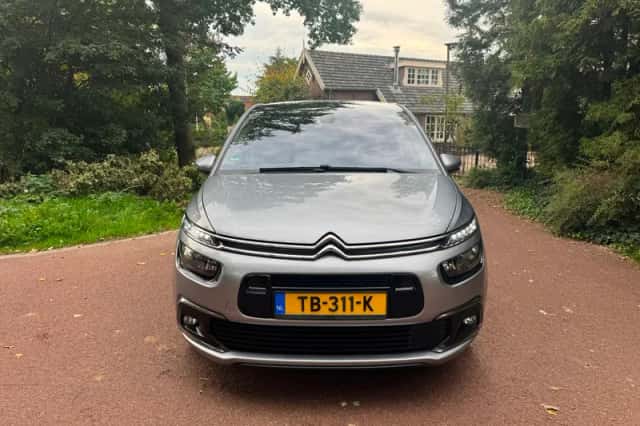 Citroën C4 Picasso (2018) thumbnail 2