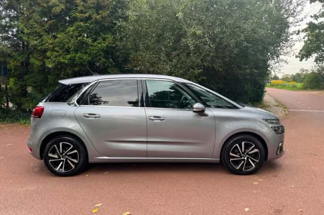 Citroën C4 Picasso (2018) thumbnail 4