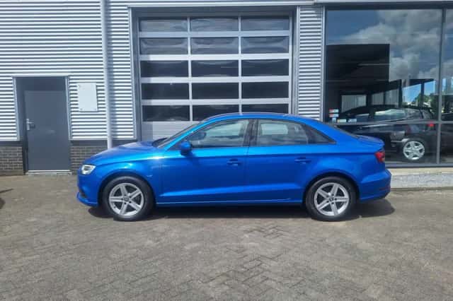 Audi A3 (2018) thumbnail 6