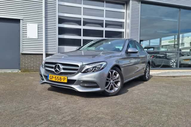 Mercedes-Benz C-Klasse (2015) thumbnail 5