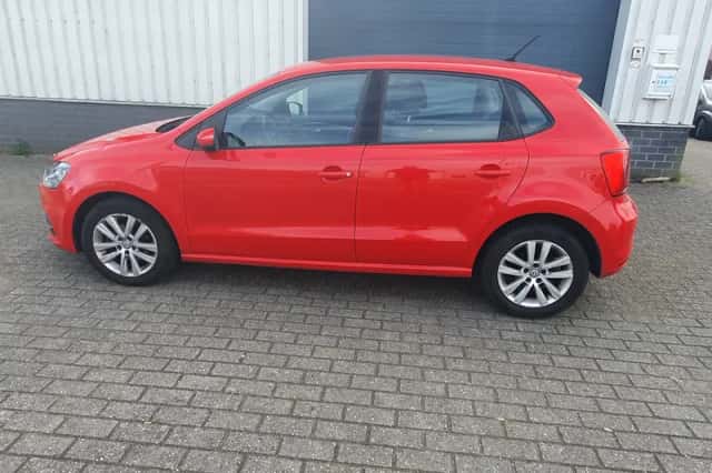 Volkswagen Polo (2014) thumbnail 2