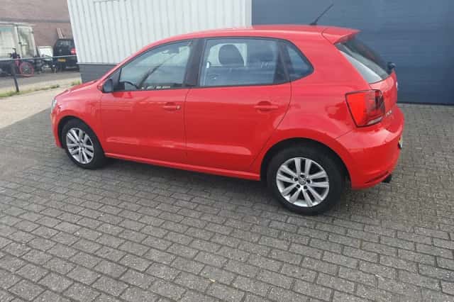 Volkswagen Polo (2014) thumbnail 4
