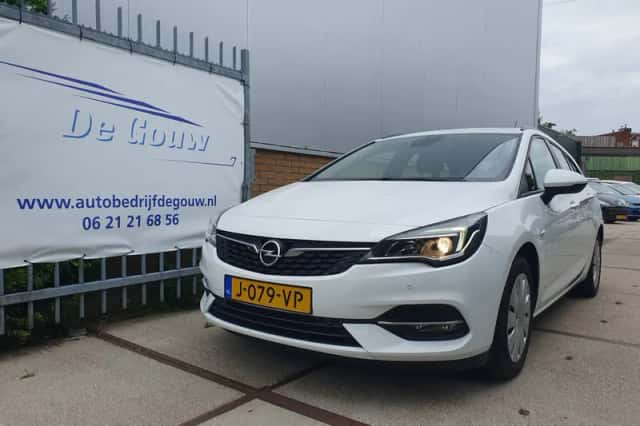 Opel Astra (2020) thumbnail 1