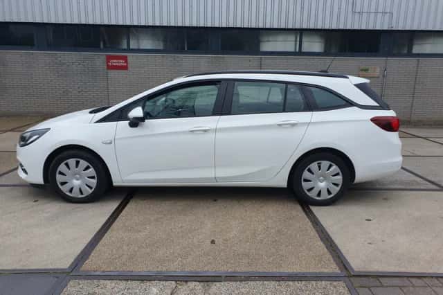 Opel Astra (2020) thumbnail 2