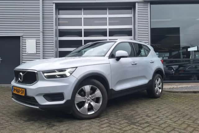 Volvo XC40 (2020) thumbnail 5