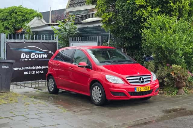 Mercedes-Benz B-Klasse (2011) thumbnail 1
