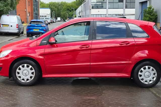 Mercedes-Benz B-Klasse (2011) thumbnail 6