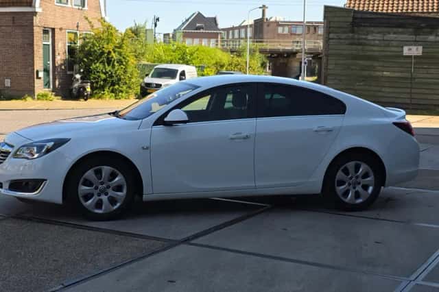Opel Insignia (2016) thumbnail 4