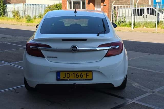 Opel Insignia (2016) thumbnail 6