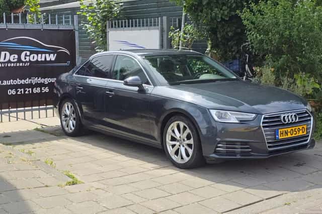 Audi A4 (2016) thumbnail 1
