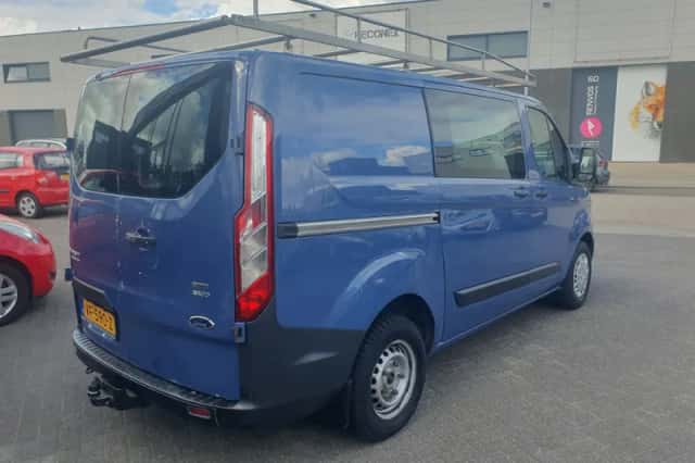 Ford Transit Custom (2013) thumbnail 6
