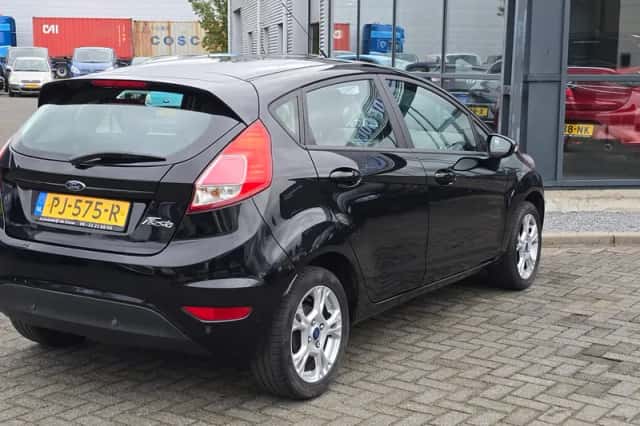 Ford Fiesta (2017) thumbnail 6