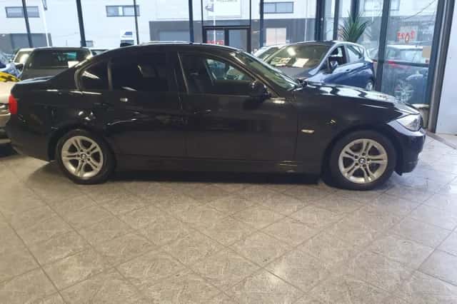 BMW 3-Serie (2011) thumbnail 2