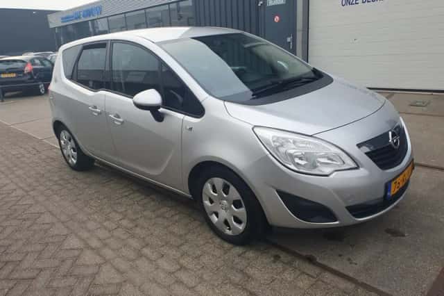 Opel Meriva (2011) thumbnail 1