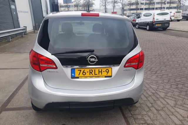 Opel Meriva (2011) thumbnail 5
