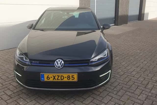 Volkswagen Golf (2014) thumbnail 3