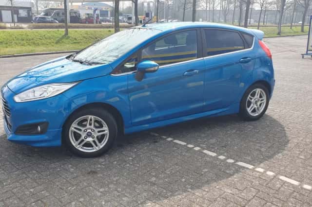 Ford Fiesta (2014) thumbnail 4