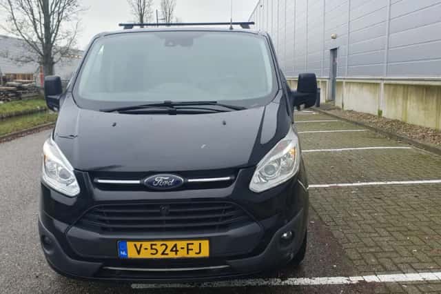 Ford Transit Custom (2017) thumbnail 3