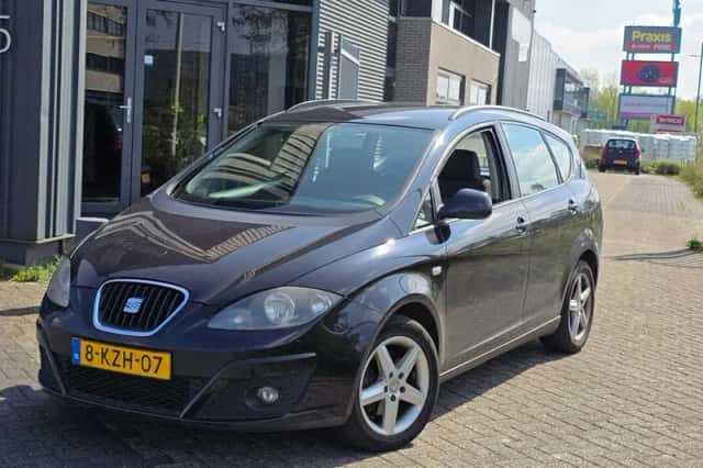 SEAT Altea XL (2012) thumbnail 1