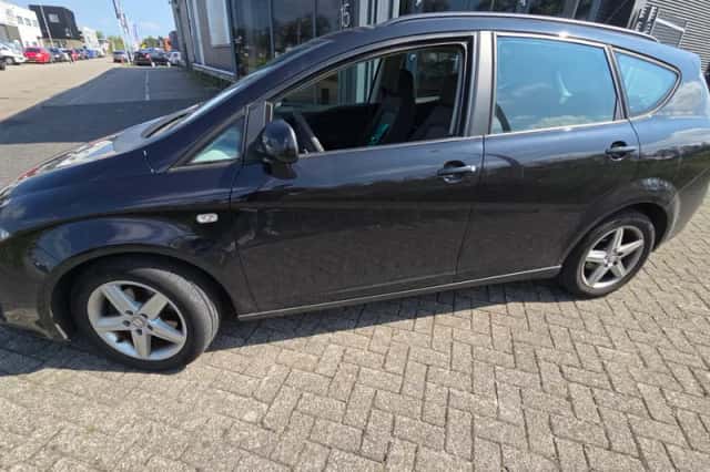 SEAT Altea XL (2012) thumbnail 3