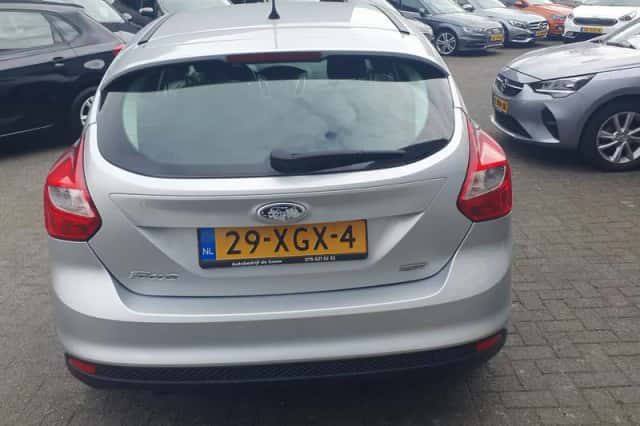 Ford Focus (2012) thumbnail 5