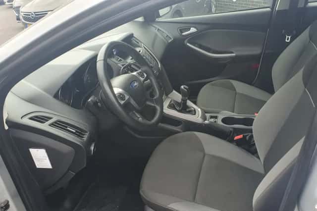 Ford Focus (2012) thumbnail 6