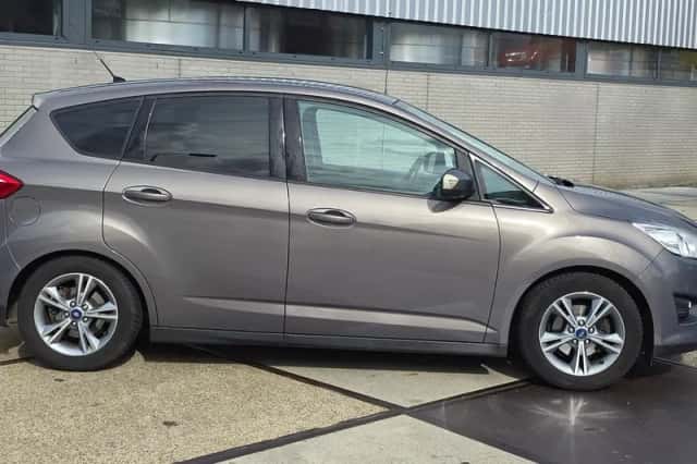 Ford C-Max (2014) thumbnail 2