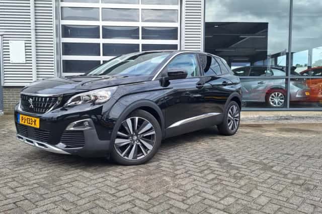 Peugeot 3008 (2017) thumbnail 5