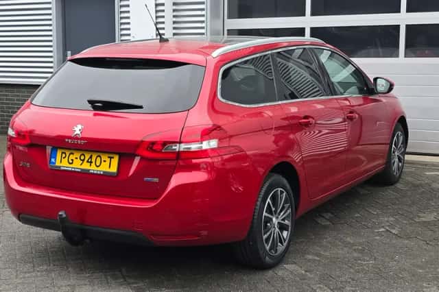 Peugeot 308 (2017) thumbnail 5