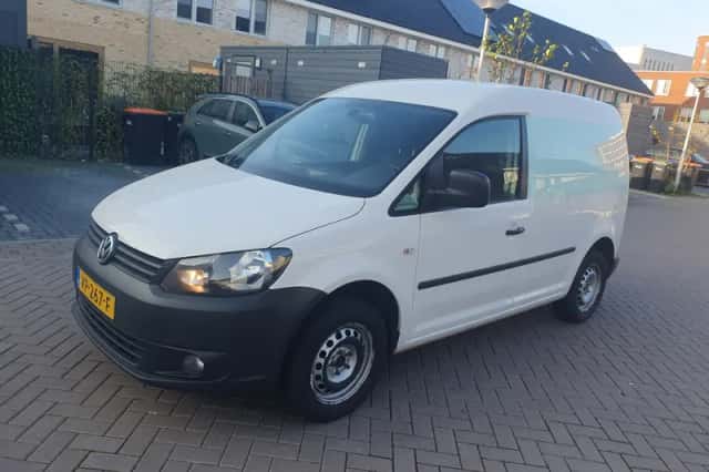 Volkswagen Caddy (2015) thumbnail 1
