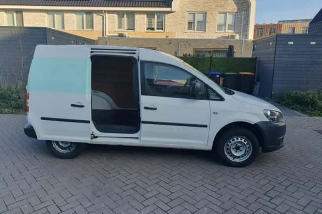 Volkswagen Caddy (2015) thumbnail 6