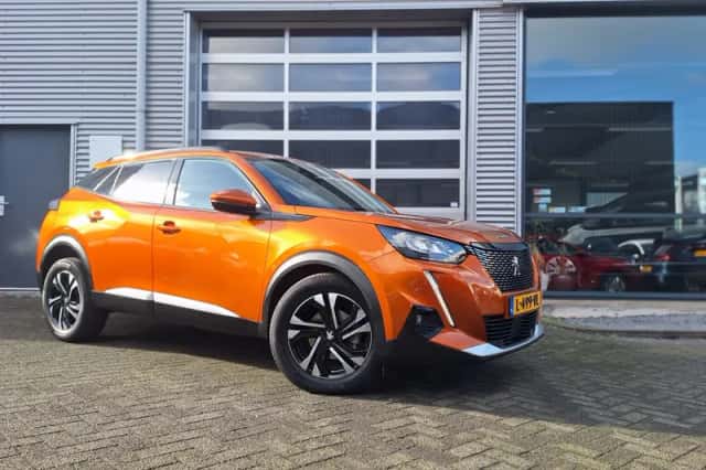 Peugeot 2008 (2021) thumbnail 1
