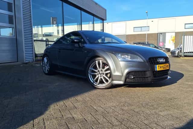 Audi TT (2013) thumbnail 1