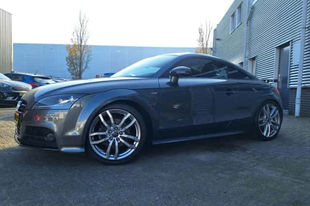 Audi TT (2013) thumbnail 3