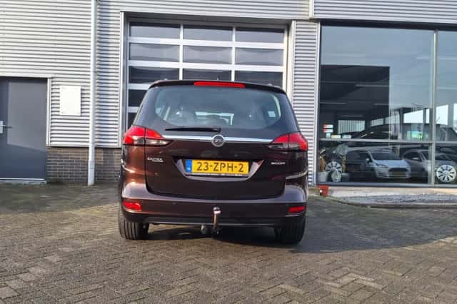 Opel Zafira (2013) thumbnail 5