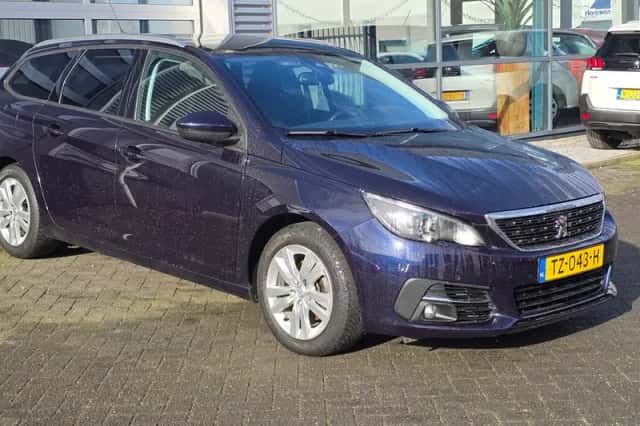 Peugeot 308 (2019) thumbnail 3