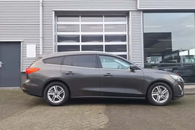 Ford Focus (2019) thumbnail 4